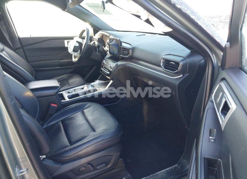 Photo 5 of 2020 Ford Explorer XLT (VIN 1FMSK8DH4LGA26190)