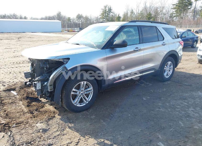 Photo 2 of 2020 Ford Explorer XLT (VIN 1FMSK8DH4LGB72198)