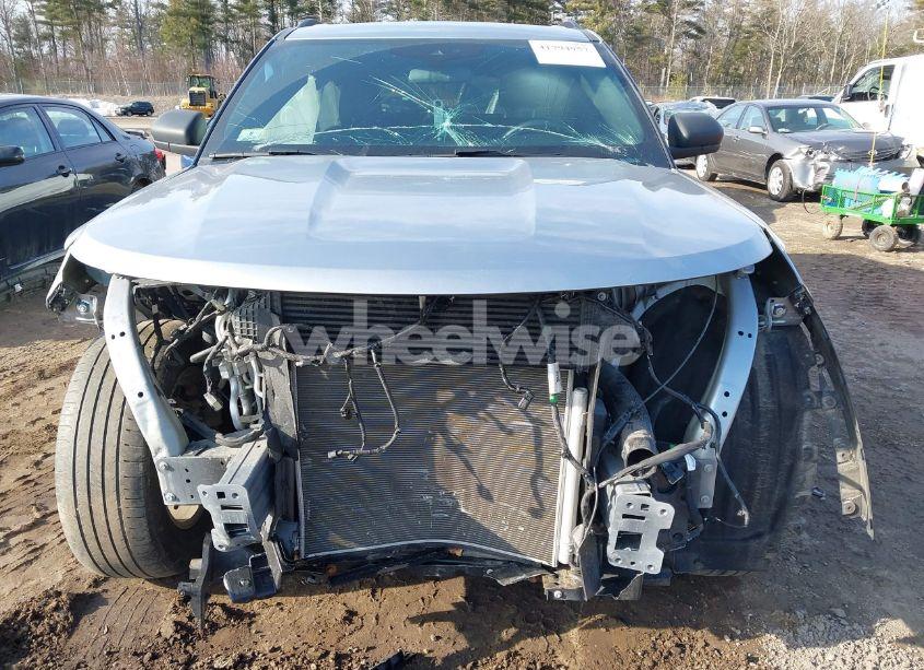 Photo 6 of 2020 Ford Explorer XLT (VIN 1FMSK8DH4LGB72198)