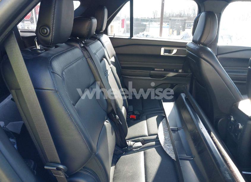 Photo 8 of 2020 Ford Explorer XLT (VIN 1FMSK8DH4LGC20377)