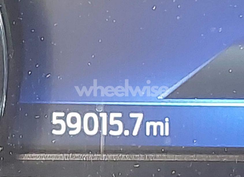 Photo 15 of 2020 Ford Explorer XLT (VIN 1FMSK8DH4LGC26437)