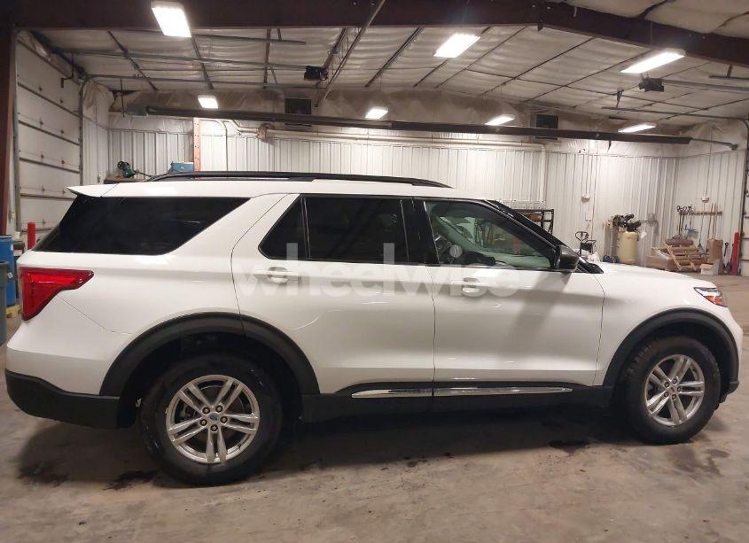 Photo 14 of 2022 Ford Explorer XLT (VIN 1FMSK8DH4NGB05636)