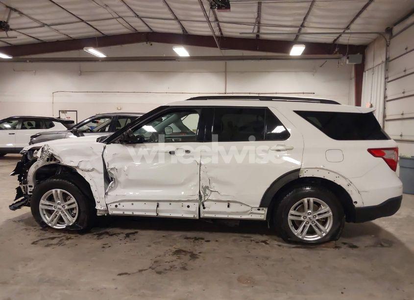Photo 15 of 2022 Ford Explorer XLT (VIN 1FMSK8DH4NGB05636)