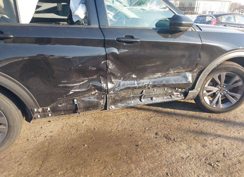 Photo 6 of 2022 Ford Explorer XLT (VIN 1FMSK8DH4NGB52715)