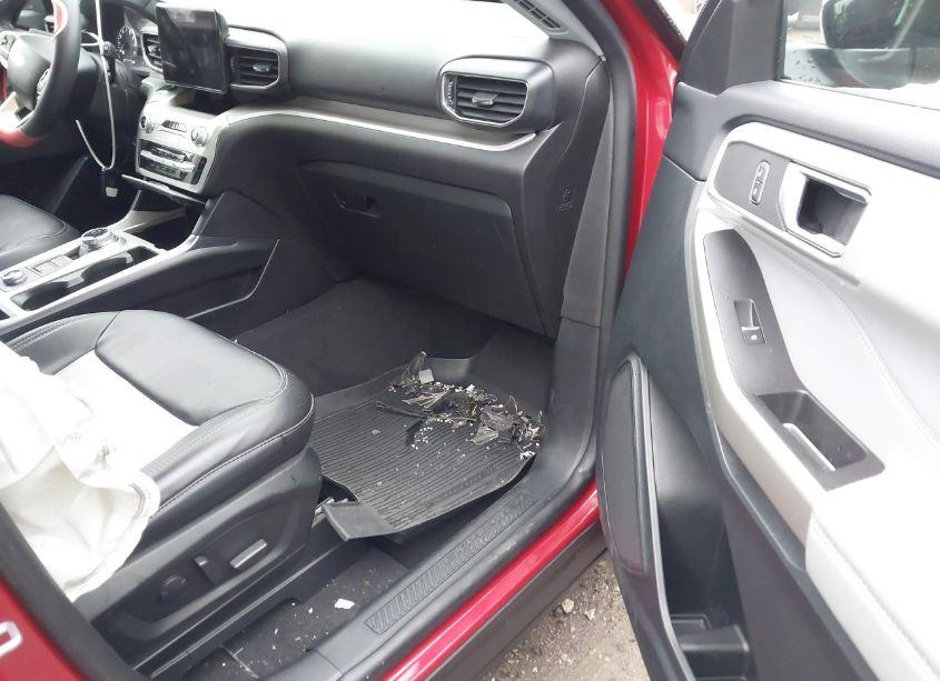 Photo 5 of 2022 Ford Explorer XLT (VIN 1FMSK8DH4NGC08152)