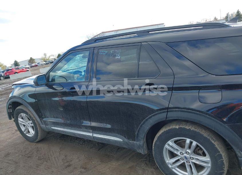 Photo 15 of 2023 Ford Explorer XLT (VIN 1FMSK8DH4PGA19097)