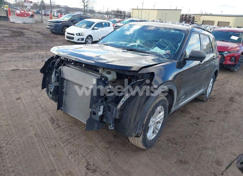 Photo 2 of 2023 Ford Explorer XLT (VIN 1FMSK8DH4PGA19097)