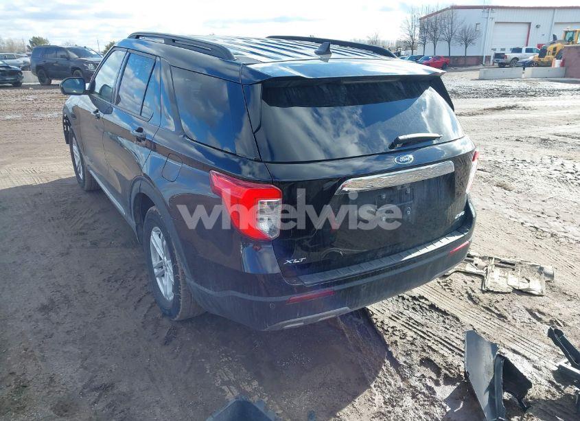 Photo 3 of 2023 Ford Explorer XLT (VIN 1FMSK8DH4PGA19097)