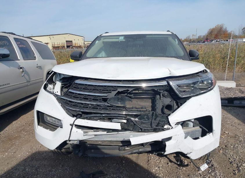 Photo 12 of 2023 Ford Explorer XLT (VIN 1FMSK8DH4PGB27994)