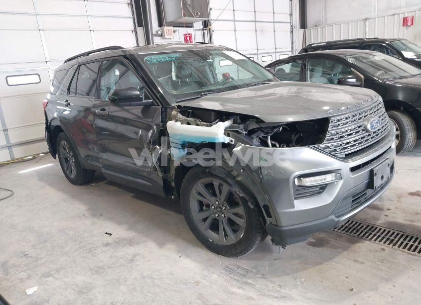 2023 Ford Explorer XLT (VIN 1FMSK8DH4PGB32936) main photo