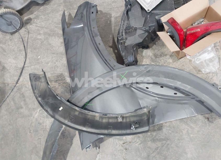 Photo 12 of 2023 Ford Explorer XLT (VIN 1FMSK8DH4PGB32936)