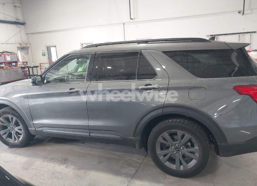 Photo 15 of 2023 Ford Explorer XLT (VIN 1FMSK8DH4PGB32936)
