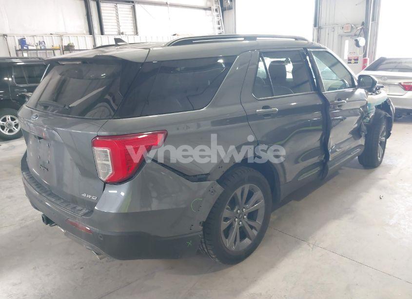 Photo 4 of 2023 Ford Explorer XLT (VIN 1FMSK8DH4PGB32936)