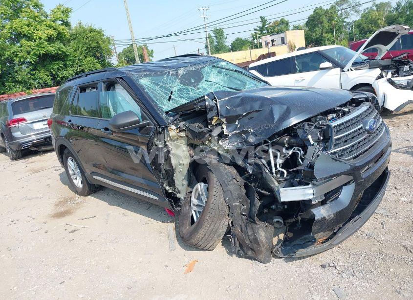 2023 Ford Explorer XLT (VIN 1FMSK8DH4PGB57576) main photo