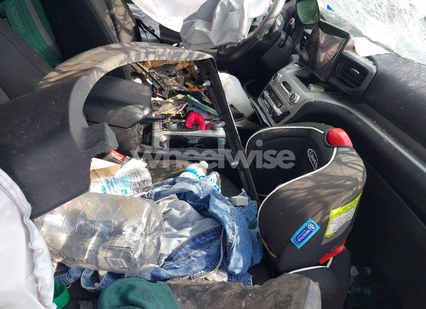 Photo 5 of 2023 Ford Explorer XLT (VIN 1FMSK8DH4PGB57576)