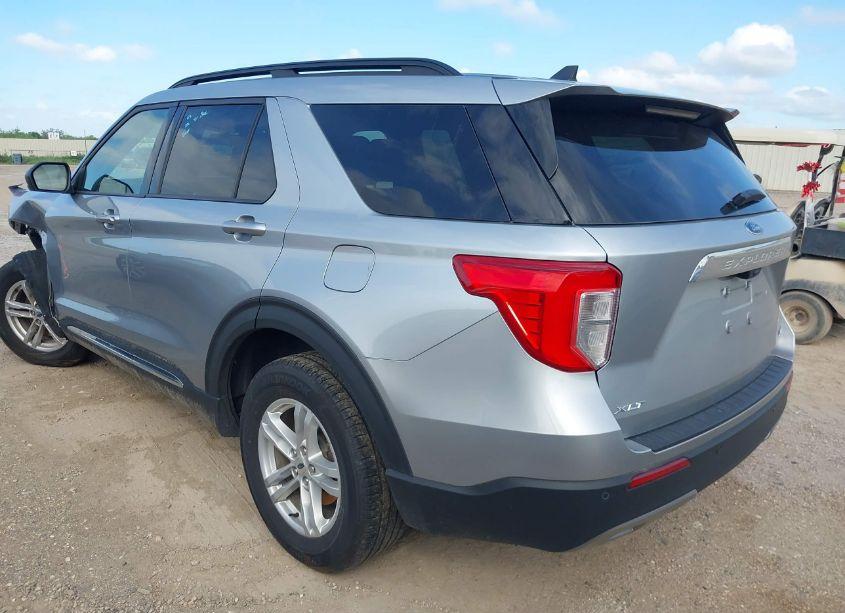Photo 3 of 2023 Ford Explorer XLT (VIN 1FMSK8DH4PGB60705)