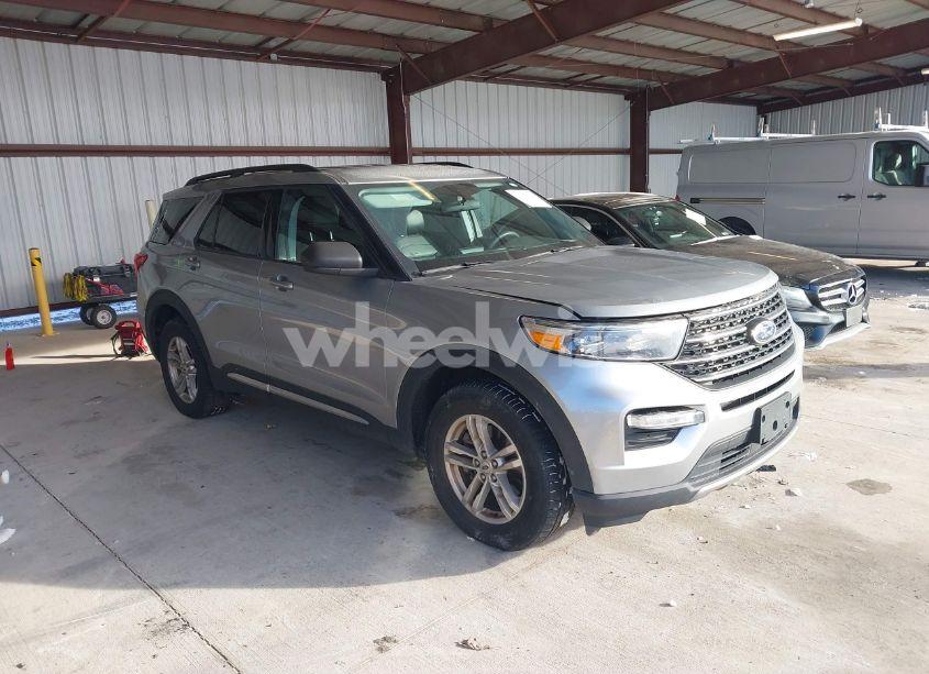 2023 Ford Explorer XLT (VIN 1FMSK8DH4PGB92201) main photo