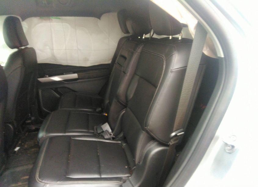Photo 8 of 2024 Ford Explorer XLT (VIN 1FMSK8DH4RGA19474)