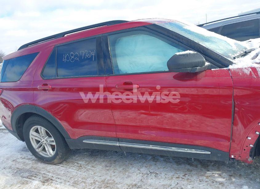 Photo 13 of 2020 Ford Explorer XLT (VIN 1FMSK8DH5LGA37652)