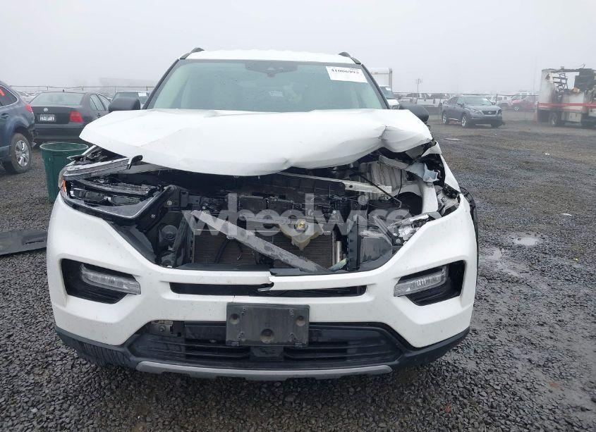 Photo 12 of 2020 Ford Explorer XLT (VIN 1FMSK8DH5LGB06632)