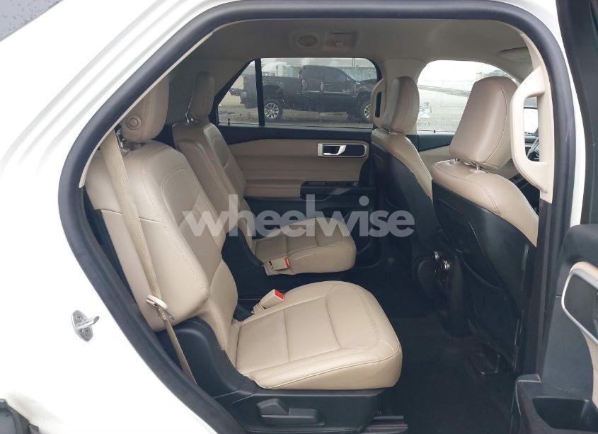 Photo 8 of 2020 Ford Explorer XLT (VIN 1FMSK8DH5LGB06632)