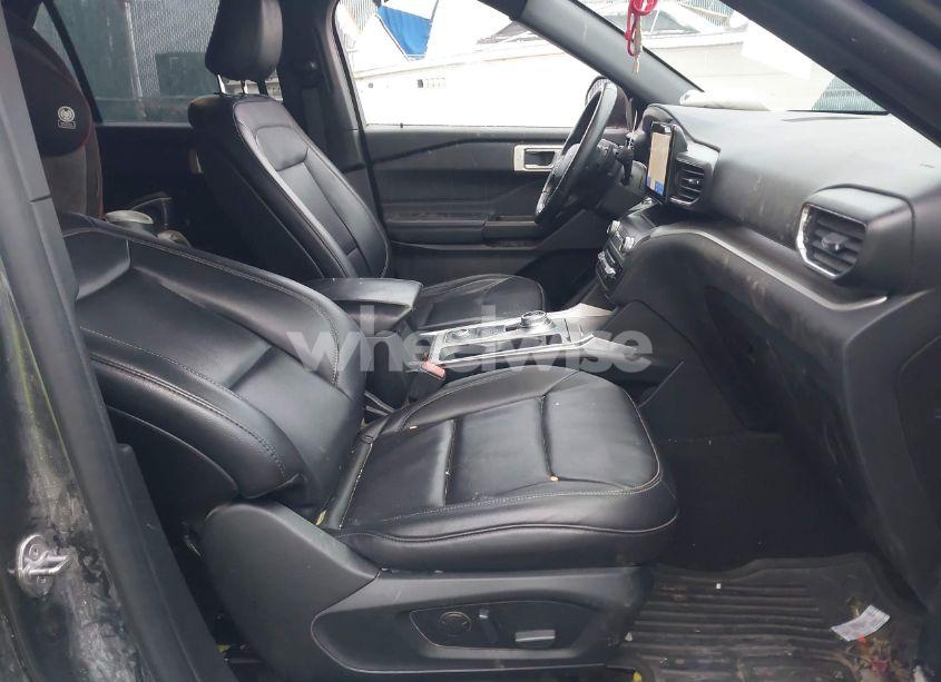 Photo 5 of 2020 Ford Explorer XLT (VIN 1FMSK8DH5LGB60058)