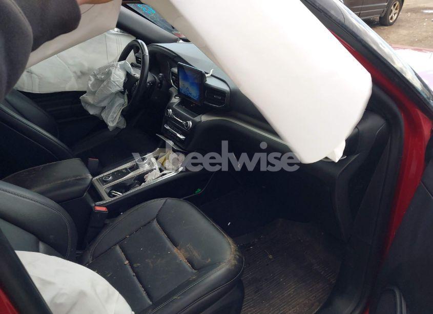 Photo 5 of 2020 Ford Explorer XLT (VIN 1FMSK8DH5LGB70587)