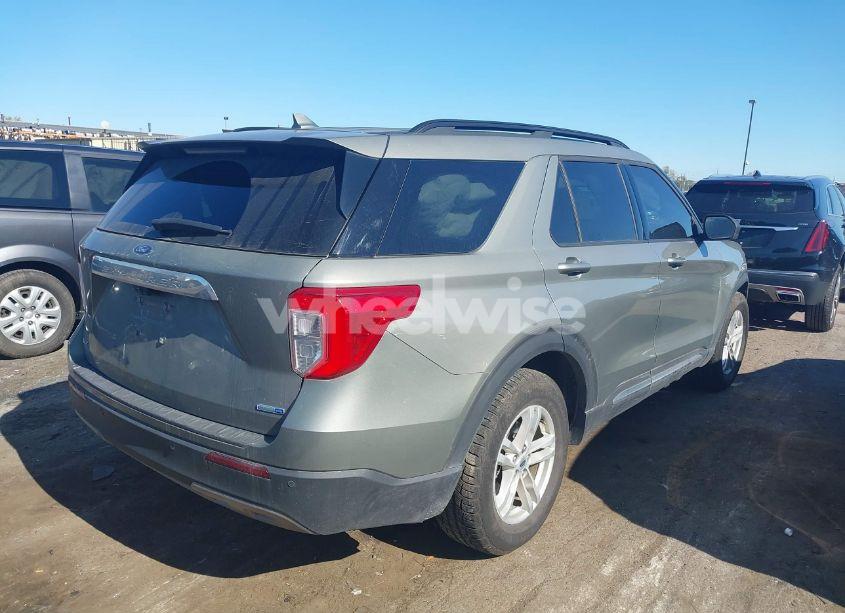 Photo 4 of 2020 Ford Explorer XLT (VIN 1FMSK8DH5LGC26821)