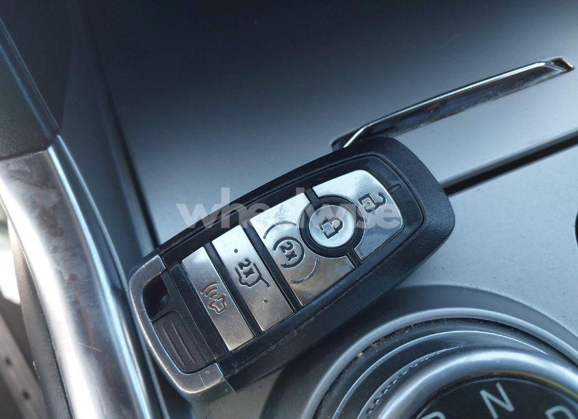 Photo 11 of 2021 Ford Explorer XLT (VIN 1FMSK8DH5MGA10162)