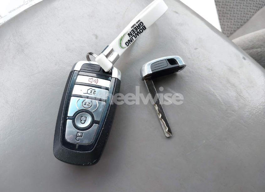 Photo 11 of 2021 Ford Explorer XLT (VIN 1FMSK8DH5MGB69781)