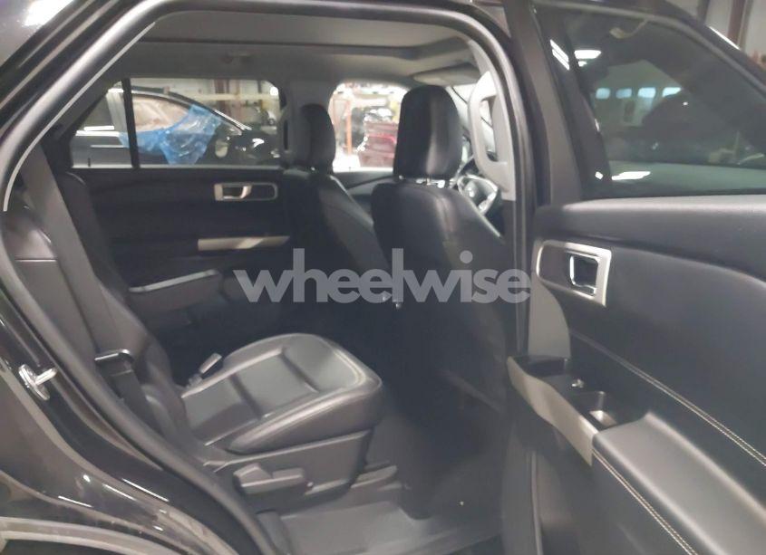 Photo 8 of 2021 Ford Explorer XLT (VIN 1FMSK8DH5MGB69781)