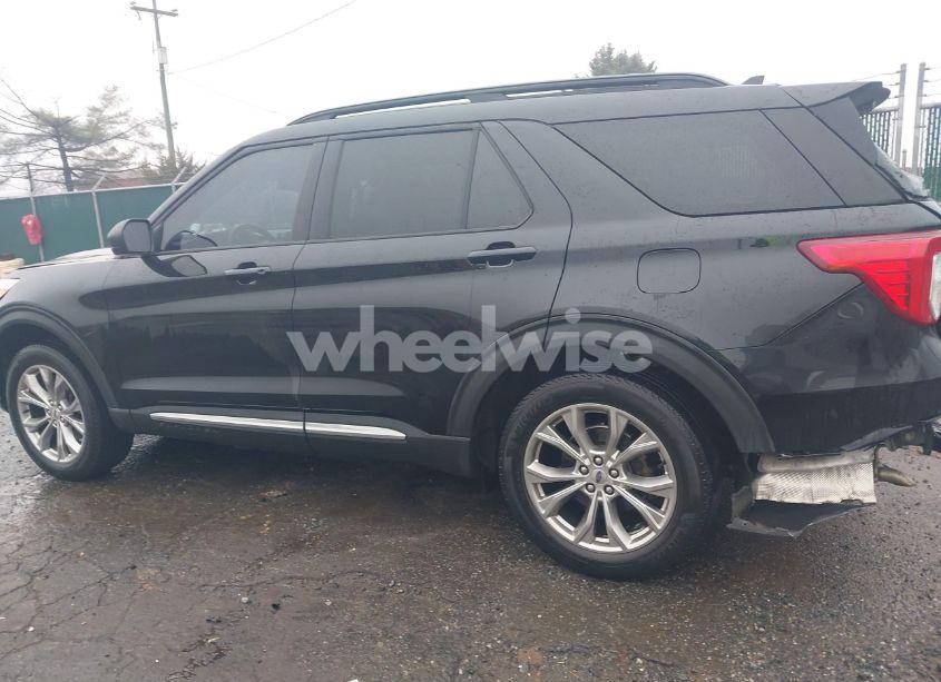 Photo 14 of 2021 Ford Explorer XLT (VIN 1FMSK8DH5MGC51378)