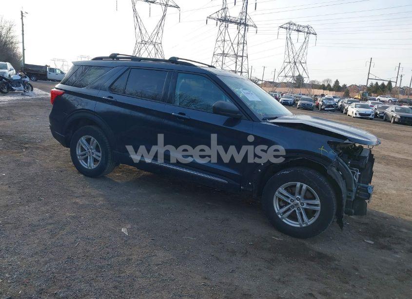2022 Ford Explorer XLT (VIN 1FMSK8DH5NGA74347) main photo