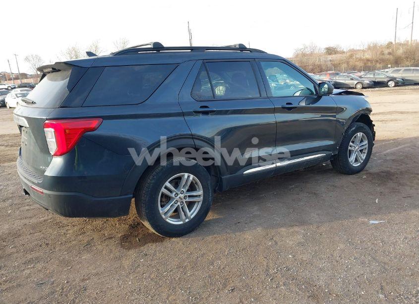Photo 4 of 2022 Ford Explorer XLT (VIN 1FMSK8DH5NGA74347)