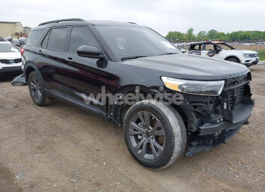 2022 Ford Explorer XLT (VIN 1FMSK8DH5NGB07914) main photo