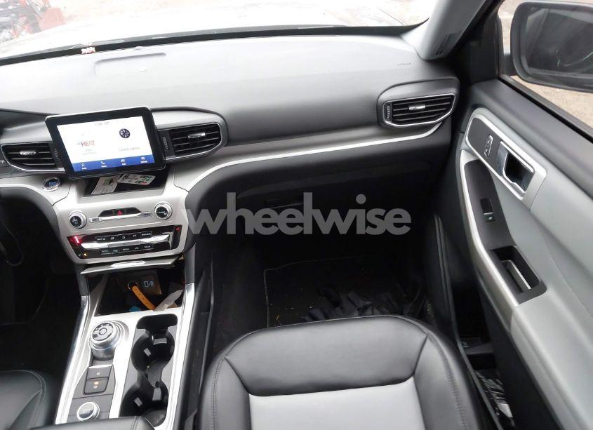 Photo 5 of 2022 Ford Explorer XLT (VIN 1FMSK8DH5NGB07914)