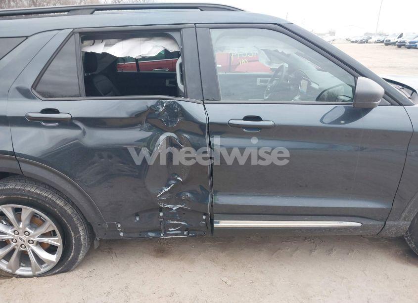 Photo 13 of 2023 Ford Explorer XLT (VIN 1FMSK8DH5PGB53407)