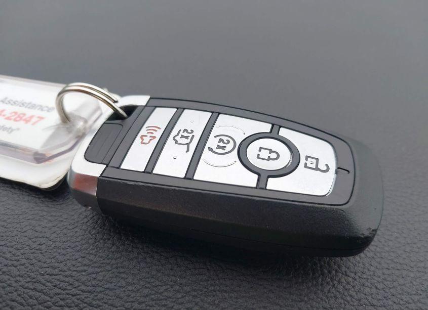 Photo 11 of 2023 Ford Explorer XLT (VIN 1FMSK8DH5PGB62592)