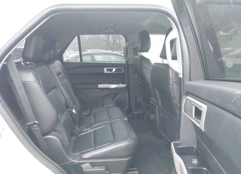Photo 8 of 2023 Ford Explorer XLT (VIN 1FMSK8DH5PGB62592)