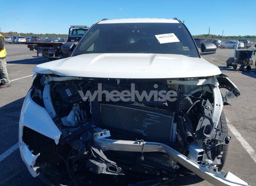 Photo 12 of 2020 Ford Explorer XLT (VIN 1FMSK8DH6LGA31987)