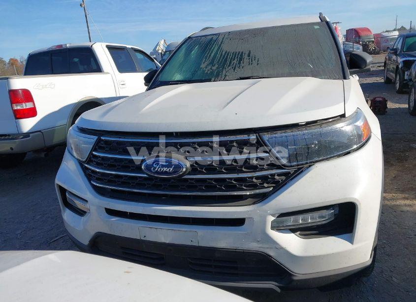 Photo 12 of 2020 Ford Explorer XLT (VIN 1FMSK8DH6LGC18033)