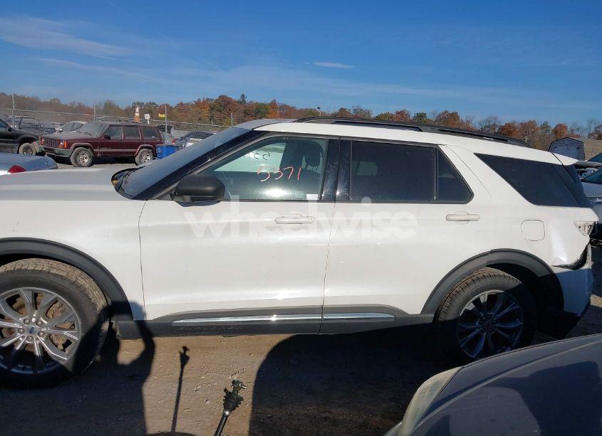 Photo 14 of 2020 Ford Explorer XLT (VIN 1FMSK8DH6LGC18033)
