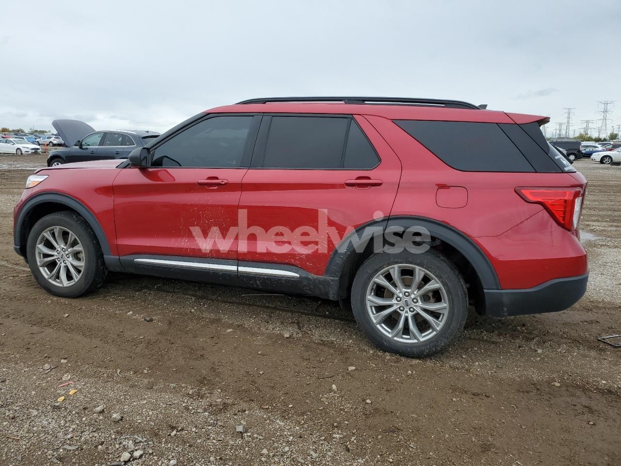 Photo 2 of 2021 FORD EXPLORER XLT (VIN 1FMSK8DH6MGA13006)