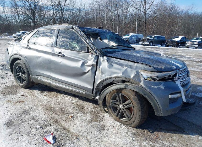 2021 Ford Explorer XLT (VIN 1FMSK8DH6MGC10922) main photo