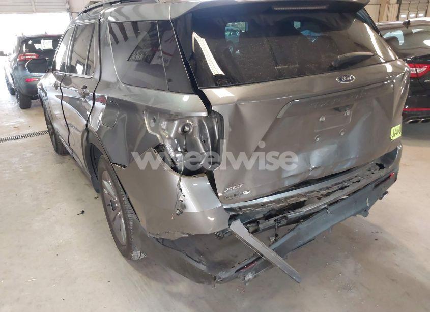 Photo 19 of 2022 Ford Explorer XLT (VIN 1FMSK8DH6NGA32866)