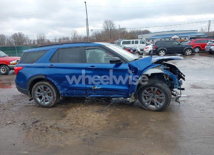 Photo 13 of 2022 Ford Explorer XLT (VIN 1FMSK8DH6NGA70873)