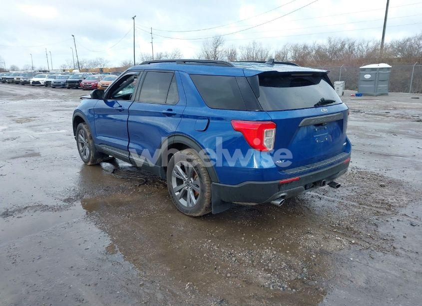 Photo 3 of 2022 Ford Explorer XLT (VIN 1FMSK8DH6NGA70873)