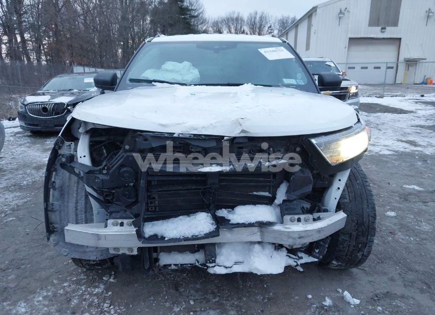 Photo 12 of 2022 Ford Explorer XLT (VIN 1FMSK8DH6NGB68365)