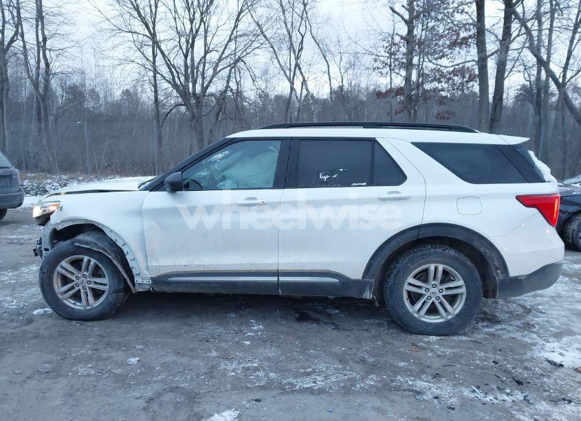 Photo 14 of 2022 Ford Explorer XLT (VIN 1FMSK8DH6NGB68365)