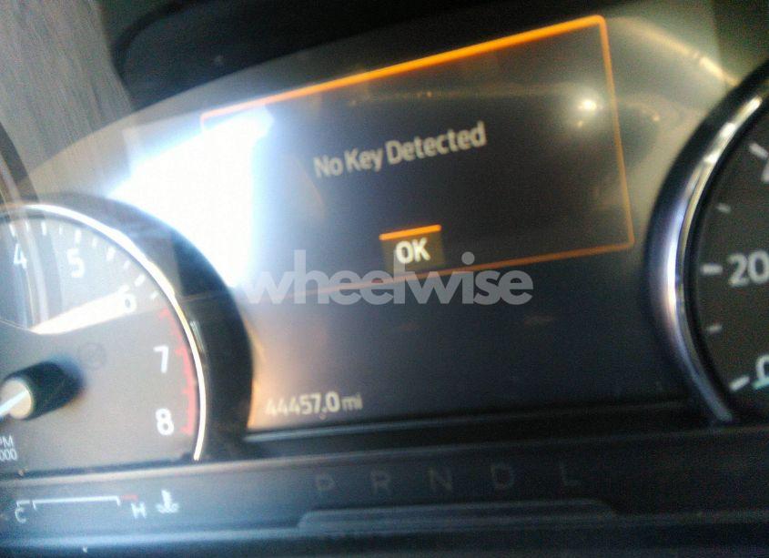 Photo 15 of 2022 Ford Explorer XLT (VIN 1FMSK8DH6NGC29701)